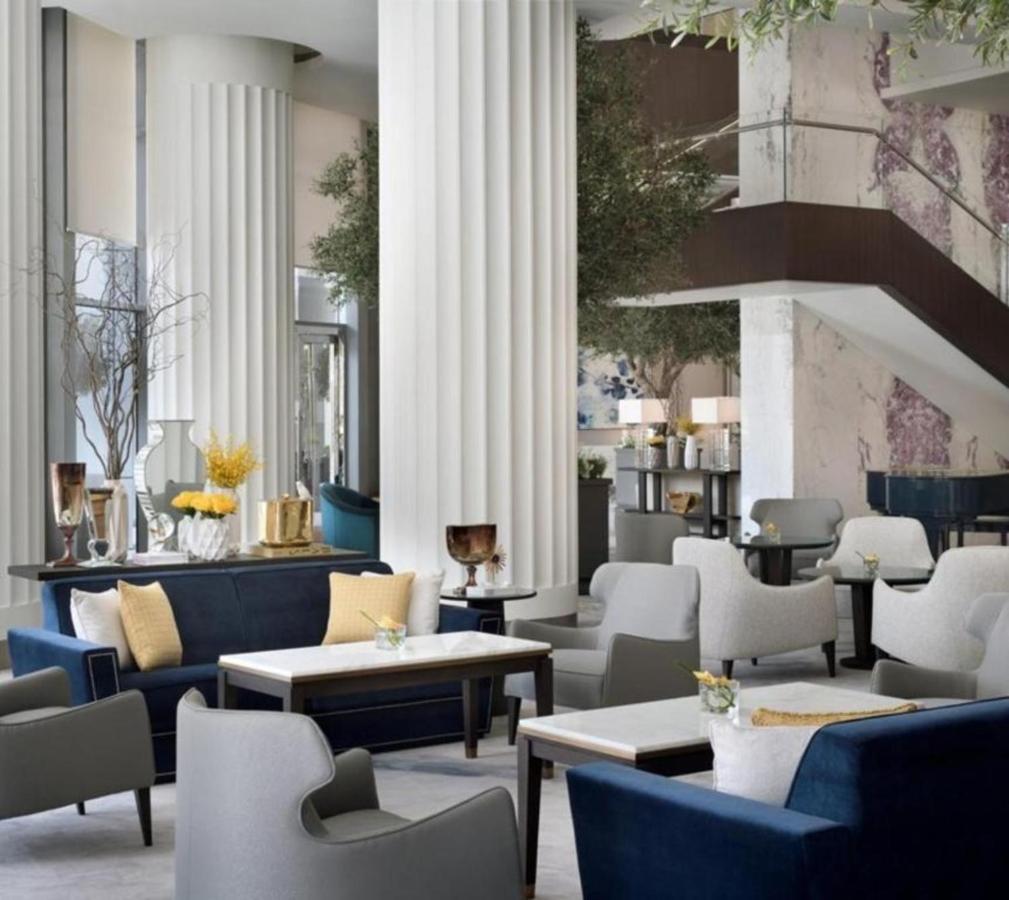 Mall Fashion Avenue Burj Khalifa View Residence- Formerly Address Mall شقة دبي