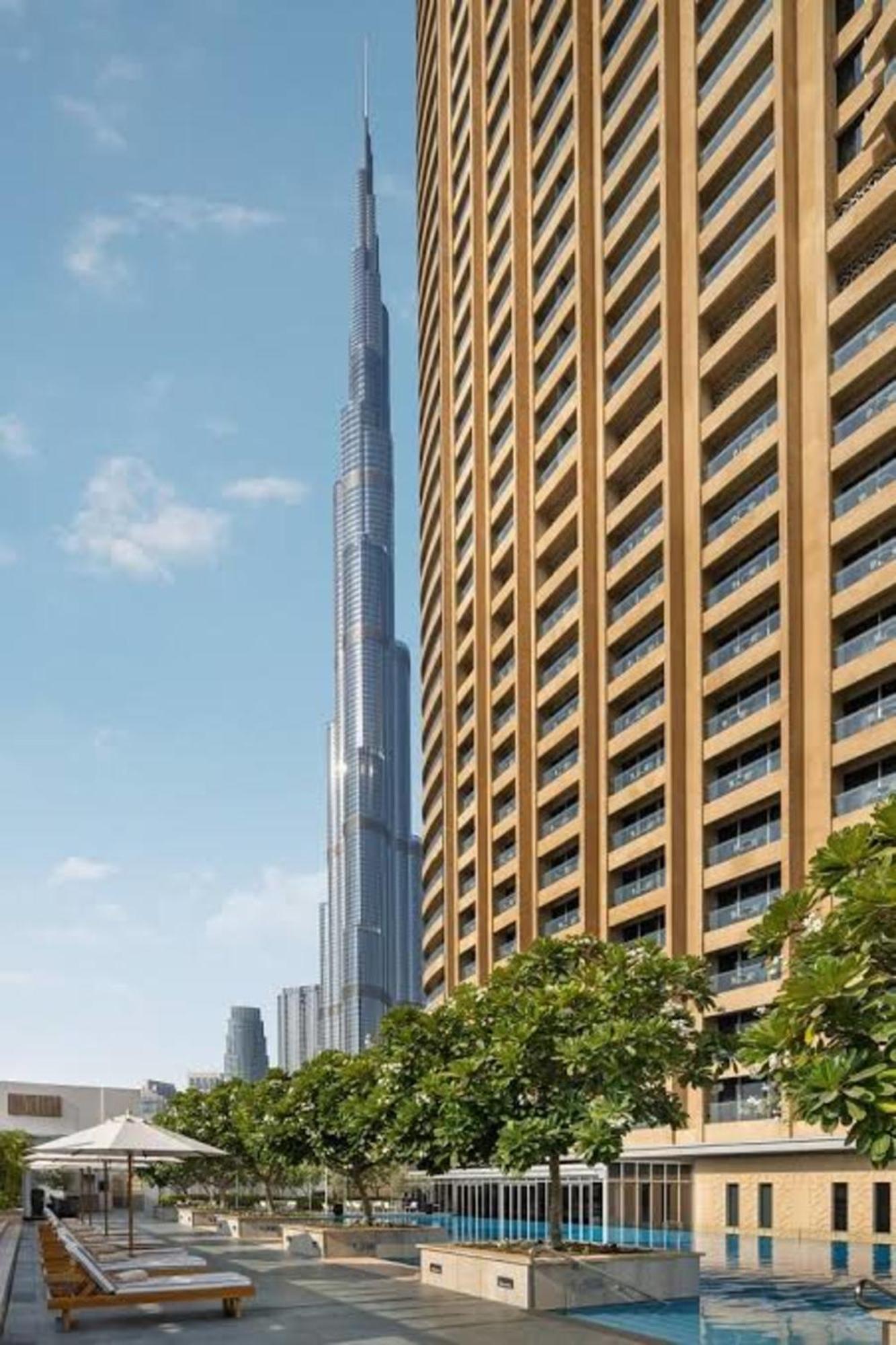 Mall Fashion Avenue Burj Khalifa View Residence- Formerly Address Mall دبي