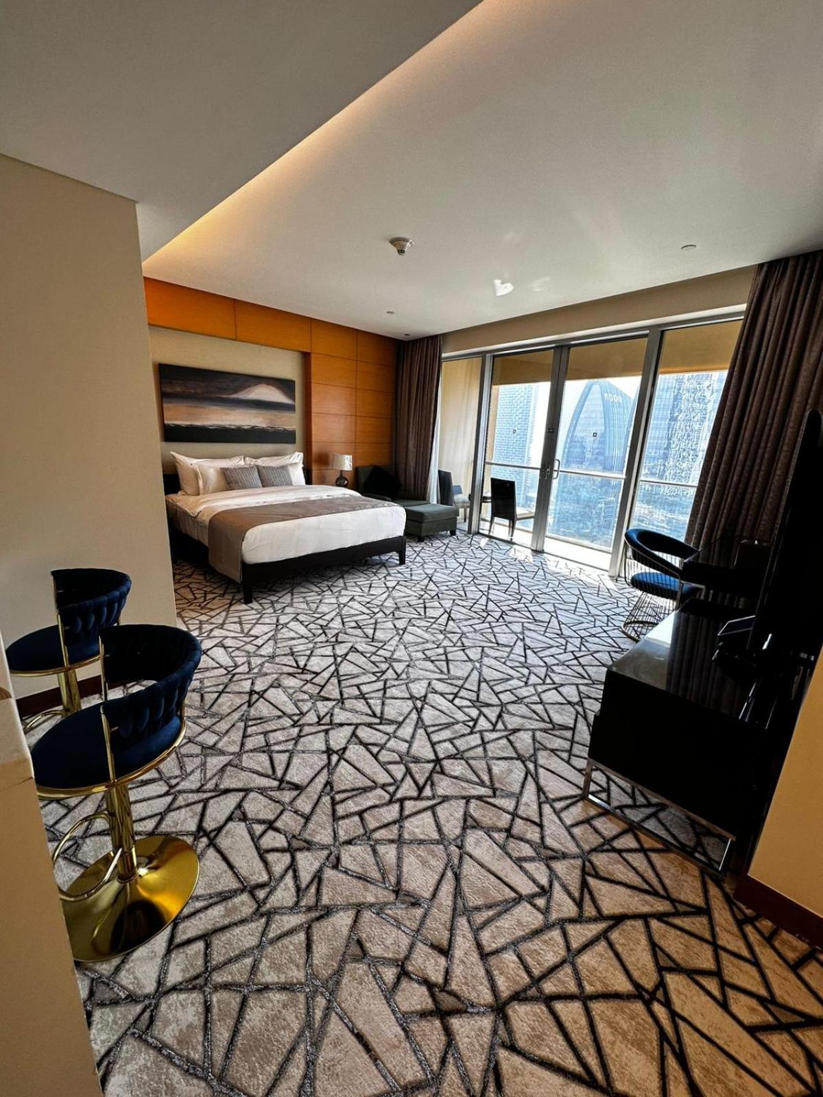 Mall Fashion Avenue Burj Khalifa View Residence- Formerly Address Mall شقة